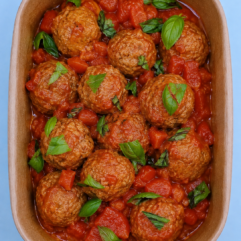 POLPETTE DI VITELLO AL POMODORO E BASILICO